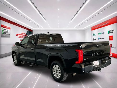 Used 2022 Toyota Tundra SR5 w/ SR5 Convenience Package image 6