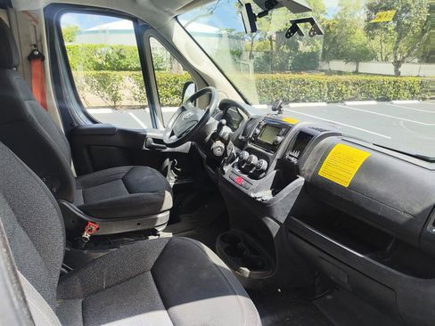 Used 2019 RAM ProMaster 3500 FWD image 18