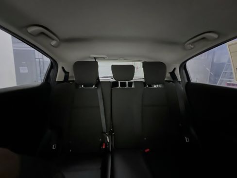 Used 2016 Honda HR-V EX image 33