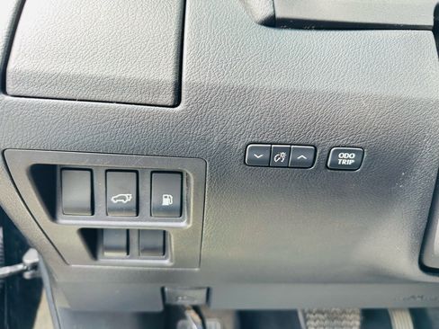 Used 2010 Lexus RX 450h AWD image 11