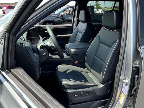 New 2025 Chevrolet Tahoe Premier image 9