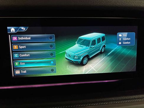 Used 2025 Mercedes-Benz G 550 image 42