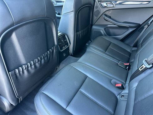 Certified 2026 Porsche Macan AWD/4WD image 13