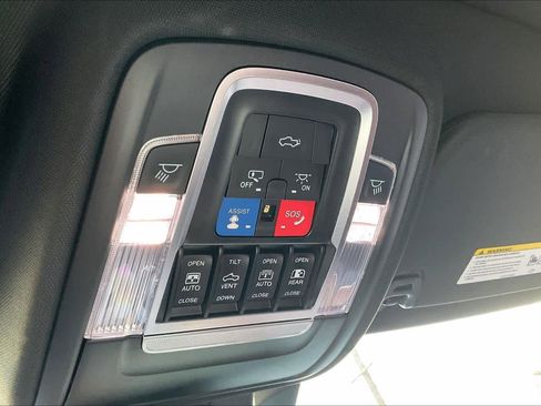 Used 2022 RAM 1500 Limited image 36