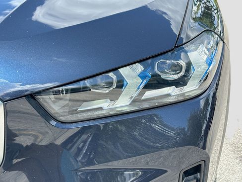 Certified 2024 BMW X5 M60i AWD/4WD image 32