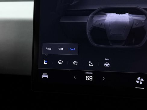 Used 2024 Tesla Cybertruck AWD Crew Cab image 29