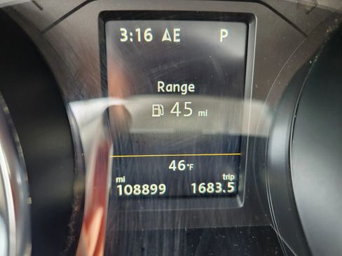 Used 2018 Volkswagen Passat 2.0T SE image 37