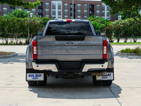 Used 2022 Ford F350 XLT w/ XLT Value Package AWD/4WD image 19