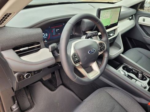 New 2026 Ford Explorer Active image 23
