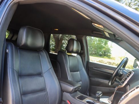 Used 2015 Jeep Grand Cherokee Limited w/ Trailer Tow Group IV RWD image 20