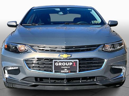 Used 2018 Chevrolet Malibu LT image 3