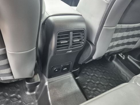 Certified 2025 Ford Bronco Sport Badlands w/ Badlands Tech Package AWD/4WD image 13