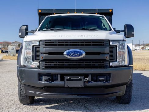 Used 2017 Ford F450 XL w/ Power Equipment Group image 2