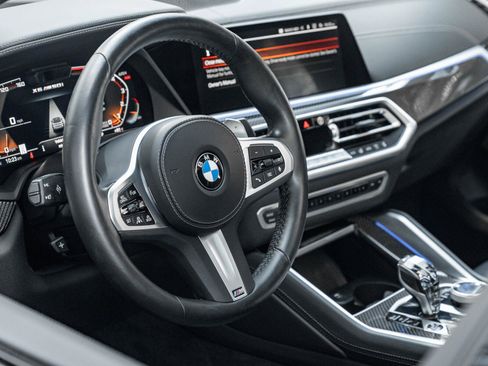 Used 2022 BMW X6 M50i w/ Executive Package AWD/4WD image 11