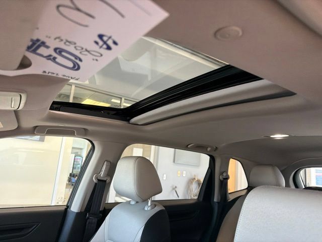 Used 2024 Honda CR-V EX image 2