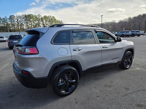 Used 2021 Jeep Cherokee Latitude Plus image 7