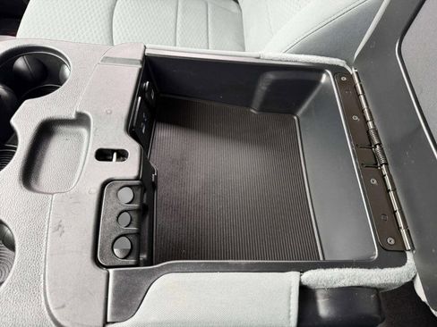 Used 2016 RAM 1500 Express image 39