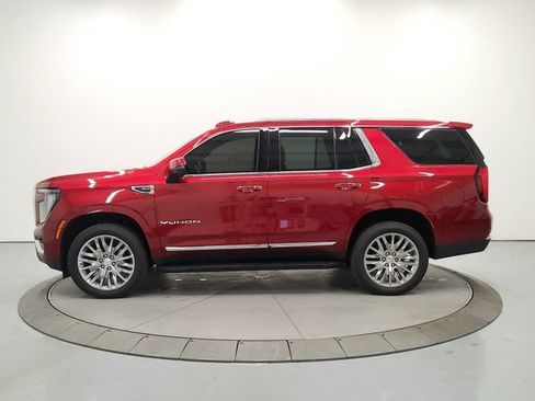 Used 2025 GMC Yukon Elevation RWD image 4