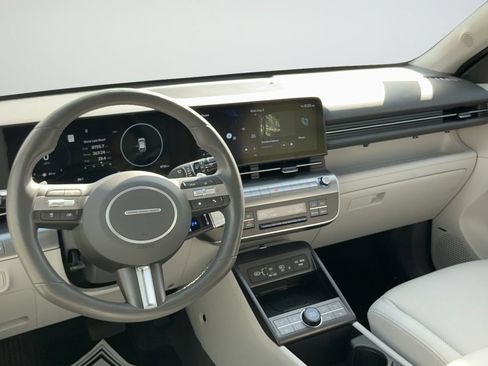 Used 2024 Hyundai Kona Limited FWD image 15