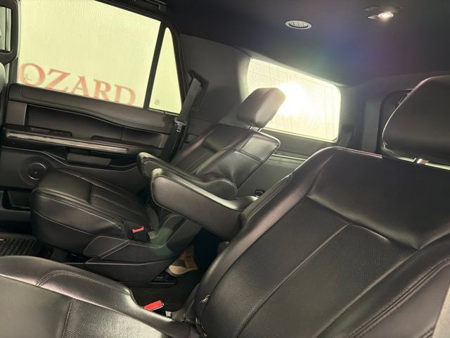 Used 2020 Ford Expedition XLT w/ Equipment Group 202A RWD image 13
