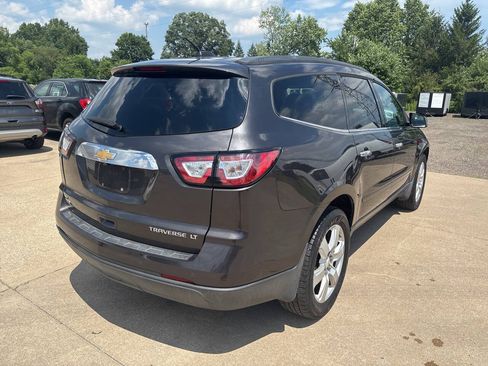 Used 2016 Chevrolet Traverse LT w/ Style and Technology Package AWD/4WD image 4
