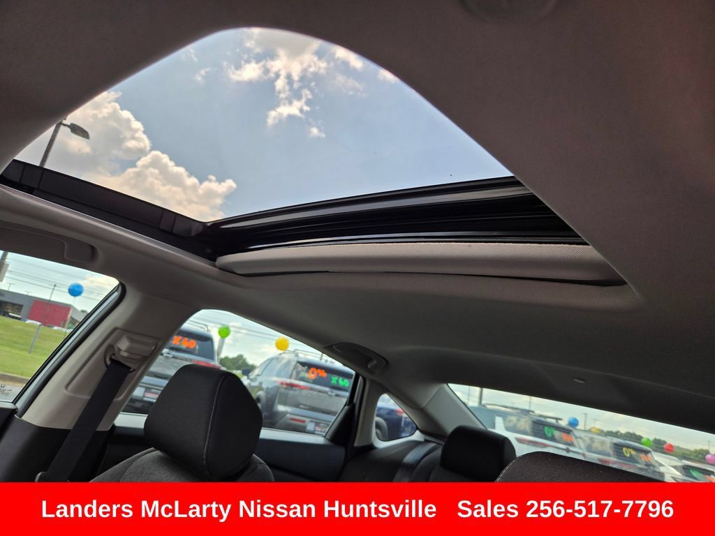 Used 2025 Honda Accord SE image 18