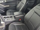Used 2023 Ford Explorer Limited image 5