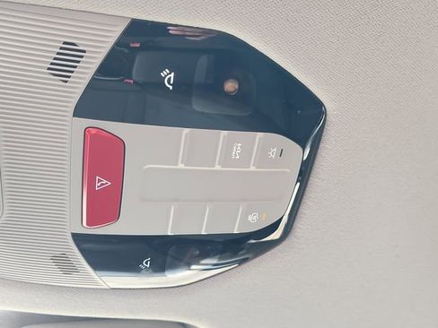 Used 2025 Kia K4 LXS image 24