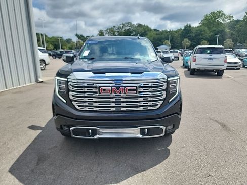 Used 2023 GMC Sierra 1500 Denali w/ Denali Reserve Package AWD/4WD image 8