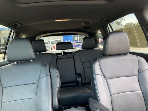 Used 2023 Honda Passport EX-L image 22