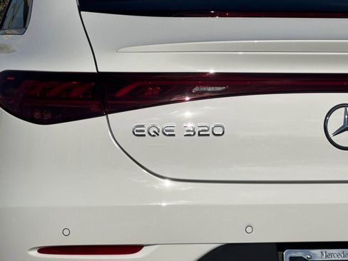 Used 2026 Mercedes-Benz EQE 320 4MATIC Sedan image 13