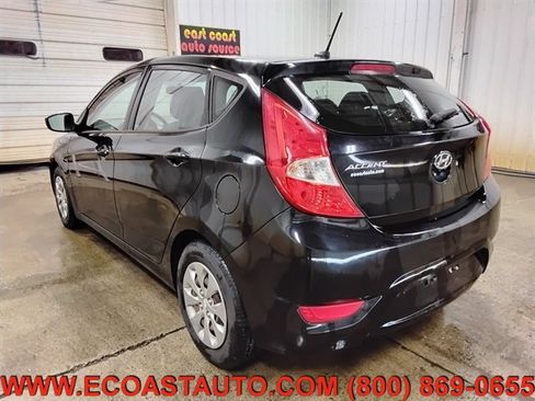 Used 2017 Hyundai Accent SE FWD image 6