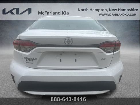 Used 2022 Toyota Corolla LE FWD image 5
