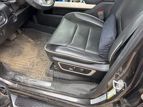 Used 2019 RAM 1500 Laramie image 13