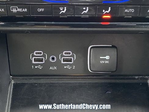 Used 2024 Jeep Grand Cherokee L Limited w/ Luxury Tech Group II image 35