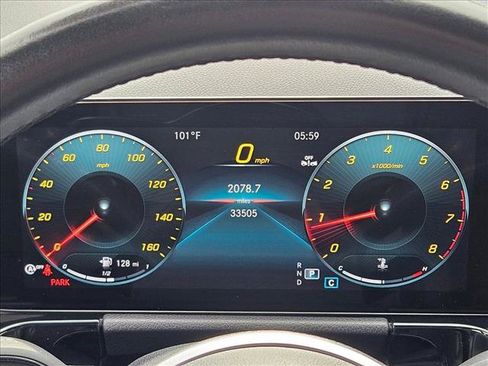 Used 2023 Mercedes-Benz GLA 250 image 11