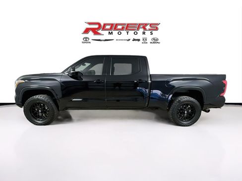Used 2023 Toyota Tundra Platinum w/ Advanced Package AWD/4WD image 9