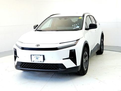 New 2026 Toyota C-HR AWD/4WD image 2