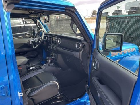 Used 2022 Jeep Wrangler Unlimited Sahara w/ Cold Weather Group image 29