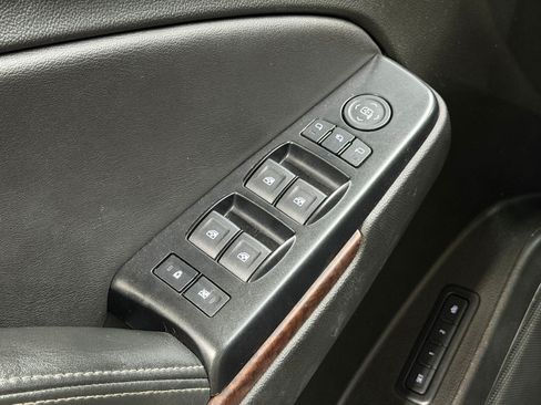 Used 2020 GMC Yukon SLT AWD/4WD image 28