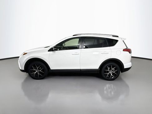 Used 2016 Toyota RAV4 SE w/ Advanced Technology Package AWD/4WD image 4