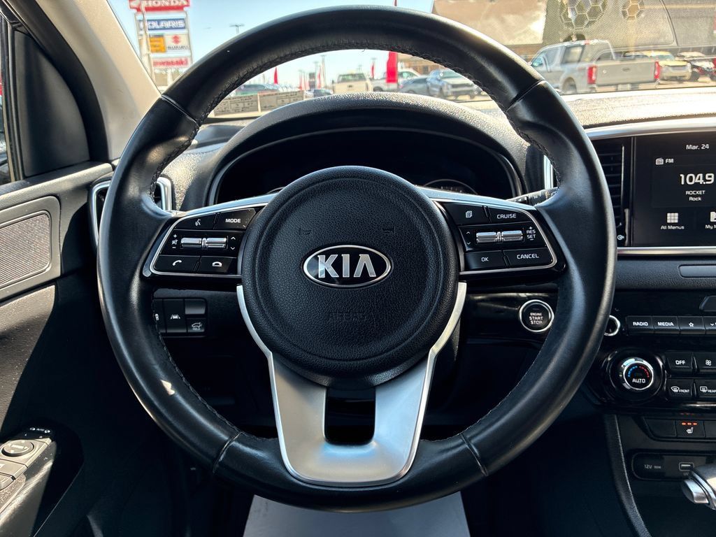 Used 2022 Kia Sportage EX AWD/4WD image 22