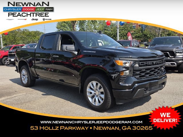Used 2022 Chevrolet Silverado 1500 Custom AWD/4WD image 1