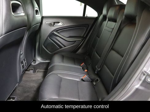 Used 2019 Mercedes-Benz CLA 250 image 8