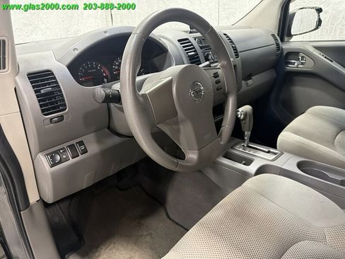 Used 2006 Nissan Frontier SE w/ (P01) Power Pkg image 3