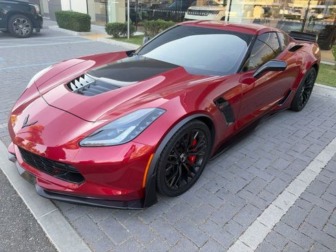 Used 2015 Chevrolet Corvette Z06 w/ 3LZ Preferred Equipment Group RWD image 1