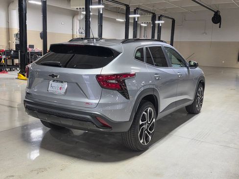 New 2026 Chevrolet Trax RS w/ Driver Confidence Package image 7