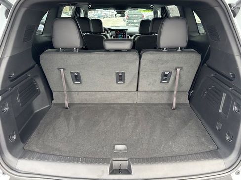 Used 2024 GMC Acadia Elevation image 21