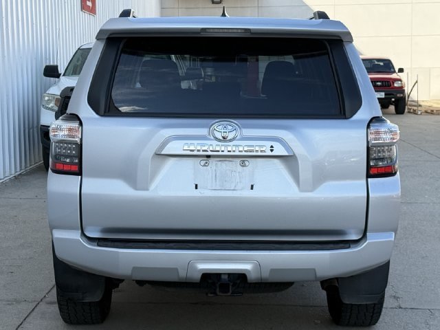 Used 2024 Toyota 4Runner SR5 RWD image 5