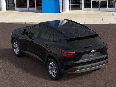 New 2026 Chevrolet Trax LT FWD image 3